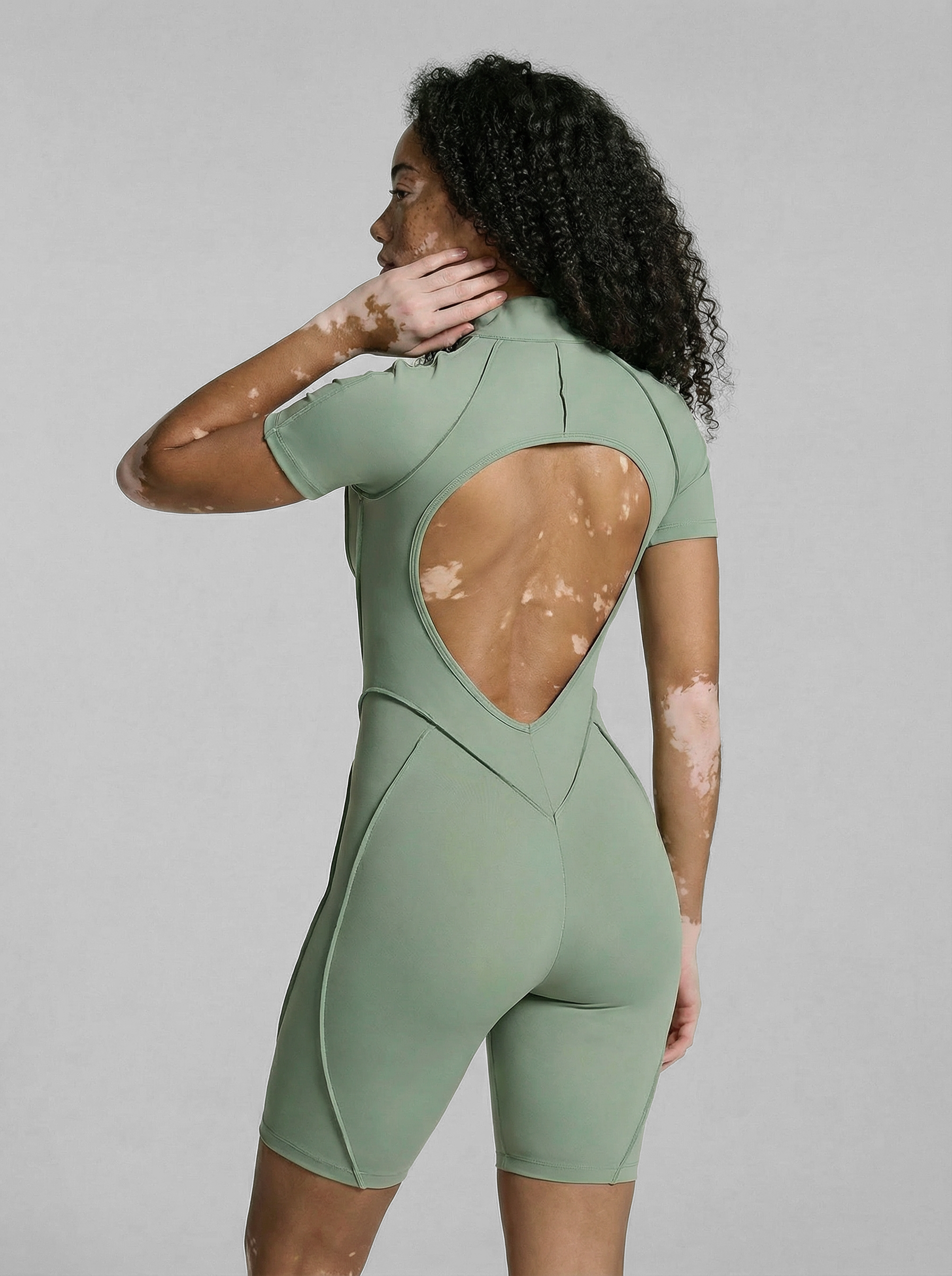 Combi short dos ouvert